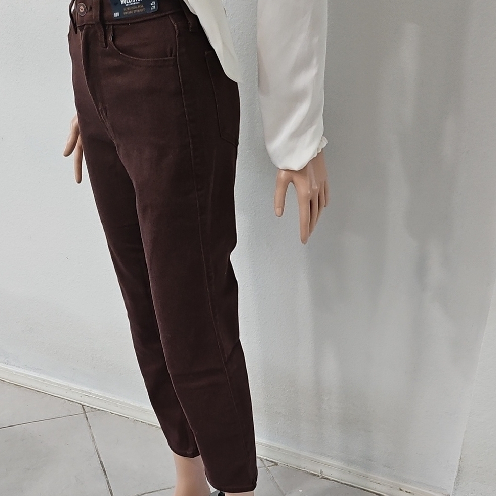 Hollister Dark Brown Ultra High Rise Vintage Straight Jeans Size 00 NWT